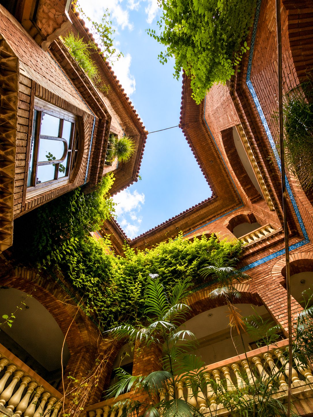 The Courtyard House — image 3