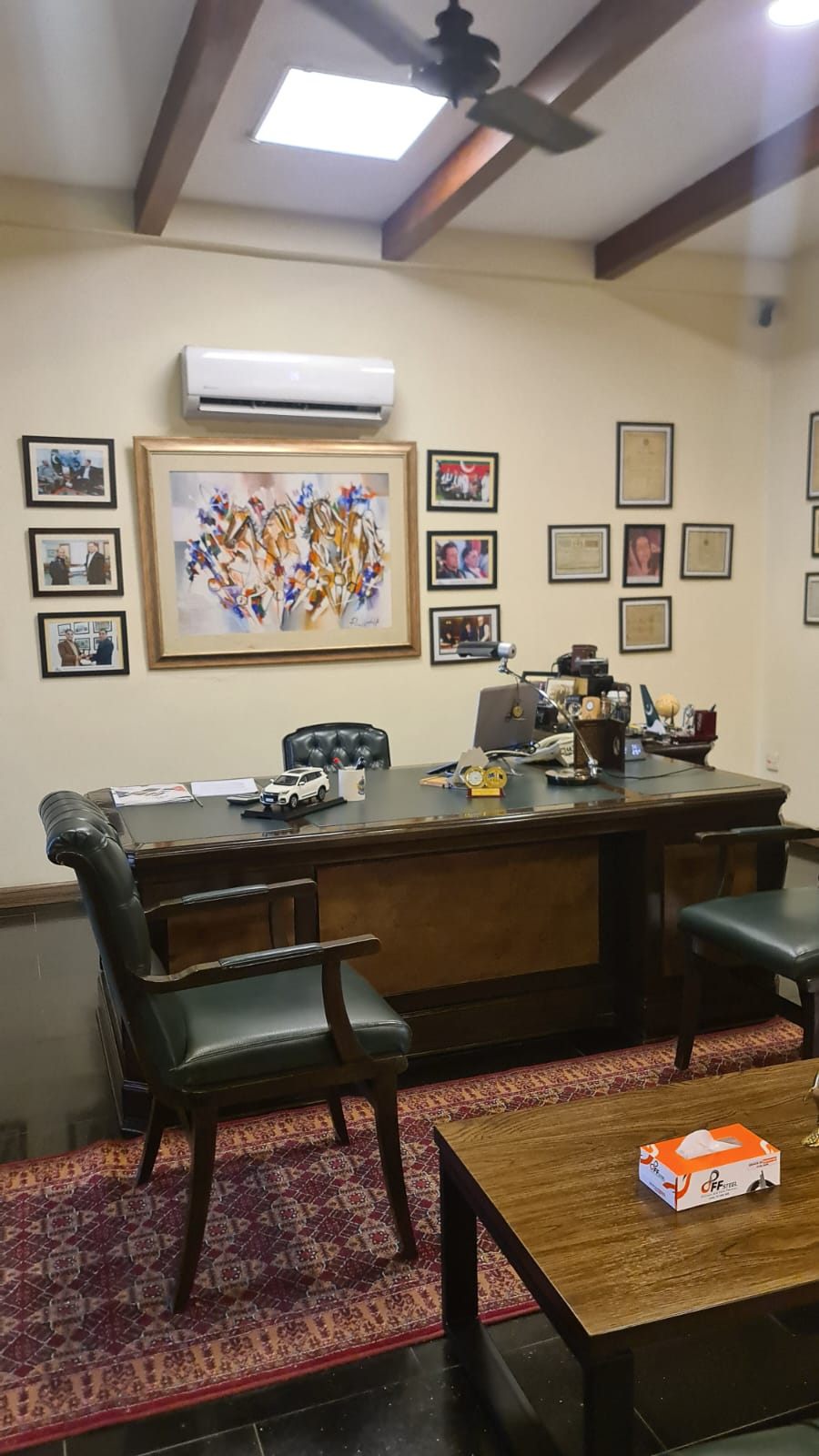FF Steel HQ & Interiors — image 11