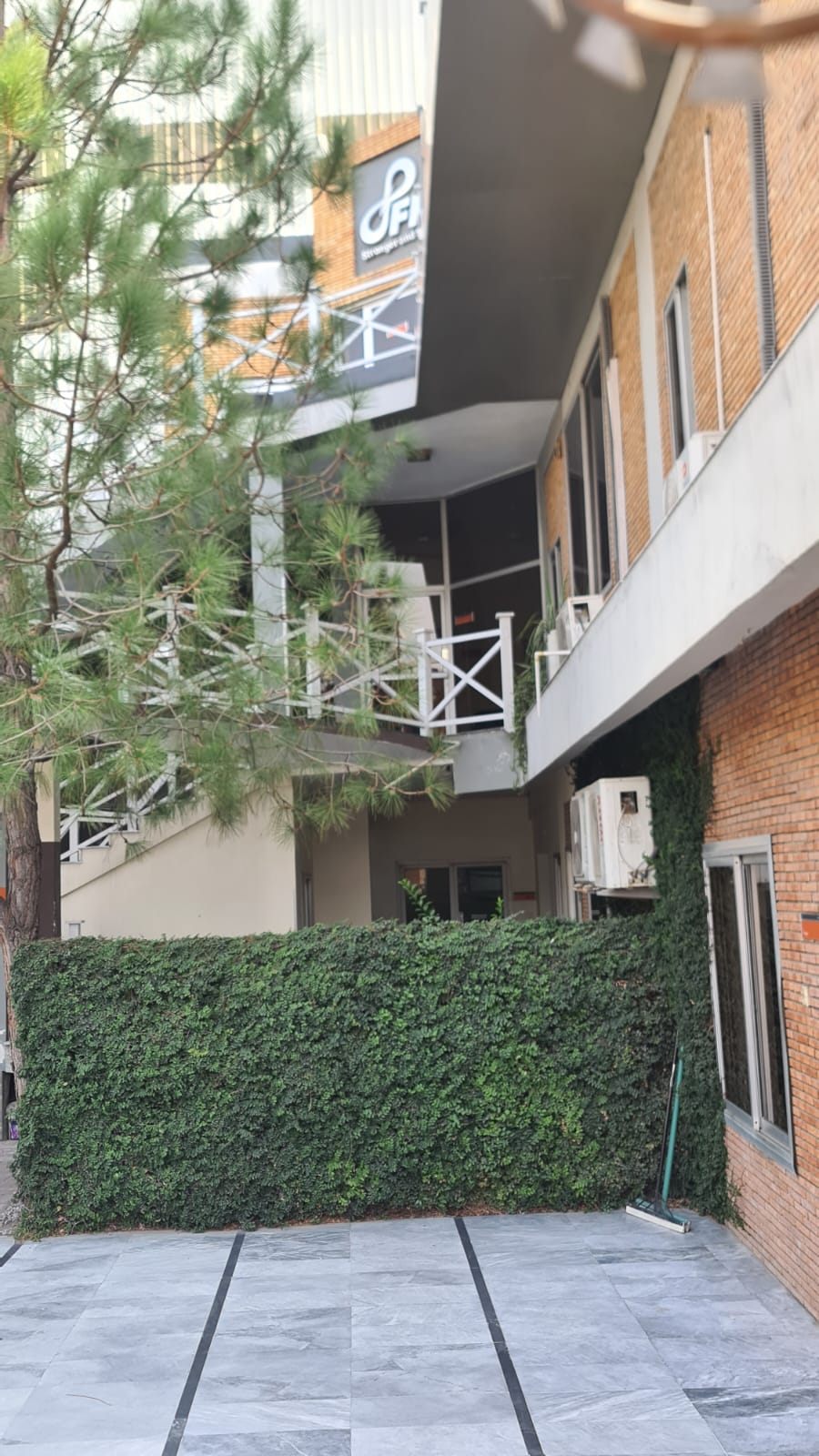 FF Steel HQ & Interiors — image 15